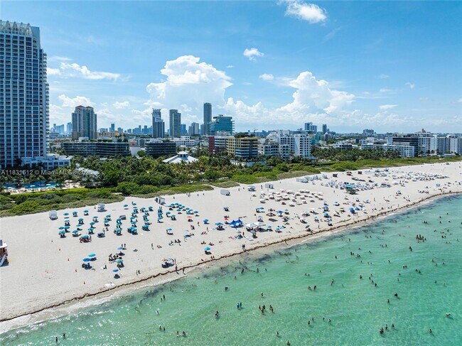 Building Photo - 1 Collins Ave