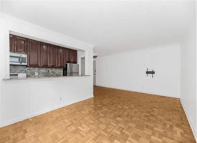 Building Photo - 1 Vincent Rd