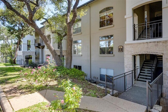 Building Photo - 6000 Shepherd Mountain Cove