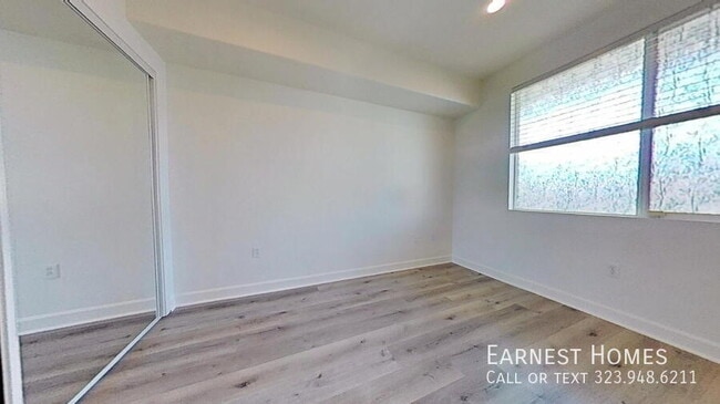 Building Photo - 14412 Killion St