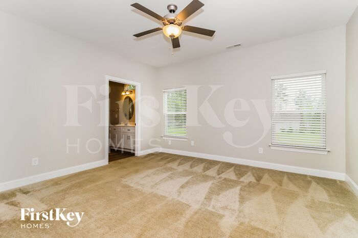 Building Photo - 105 Windstone Dr