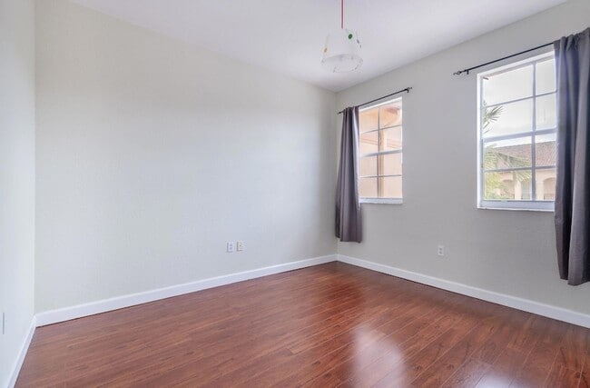 Building Photo - 12863 SW 134th Terrace
