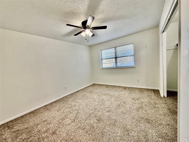 Building Photo - 2000 SE 10th St