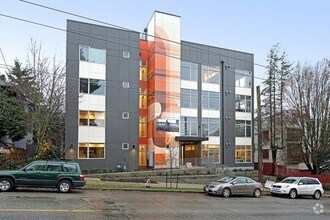 Building Photo - East John