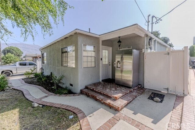 Building Photo - 10318 Leolang Ave
