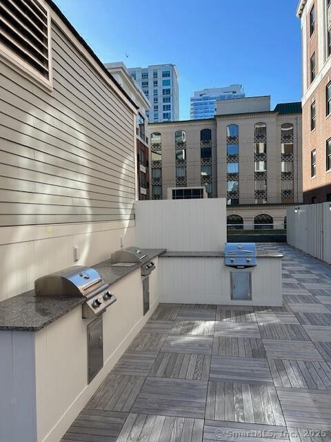 Building Photo - 3 Atlantic St