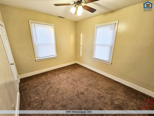 Building Photo - 1985 Mississippi Ave