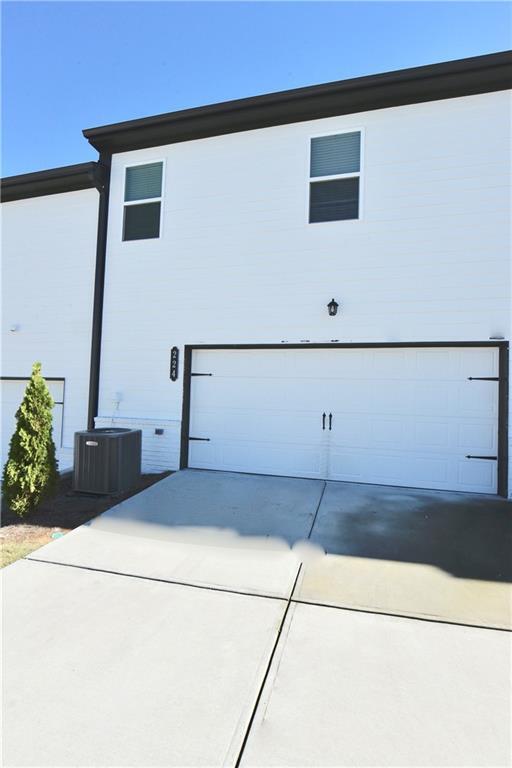 Building Photo - 224 Banner Rd