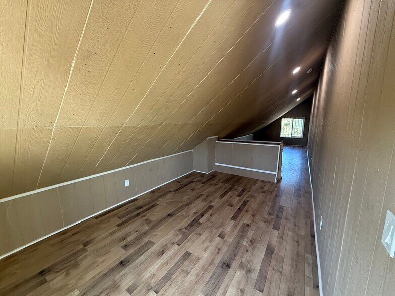 Building Photo - 6173 Montezuma Rd