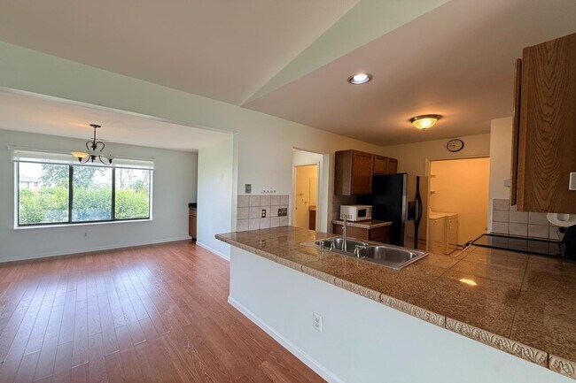 Building Photo - 30783 Hidden Pines Ln