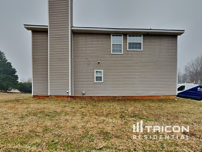 Building Photo - 125 Caney Creek Pkwy
