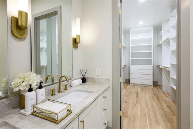 Building Photo - 6984 Santa Barbara Dr