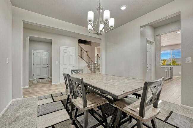 Building Photo - 18205 Marsh Wren Ave