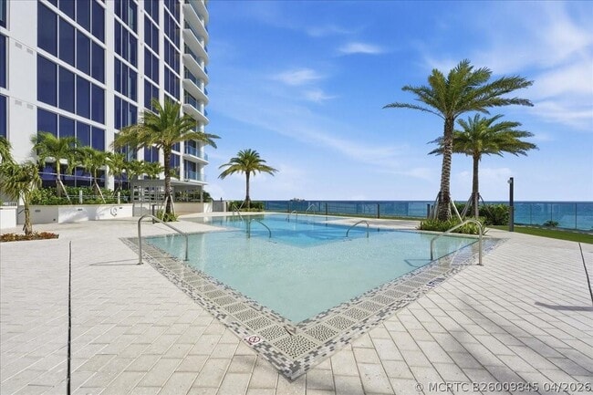 Building Photo - 151 N Seabreeze Blvd