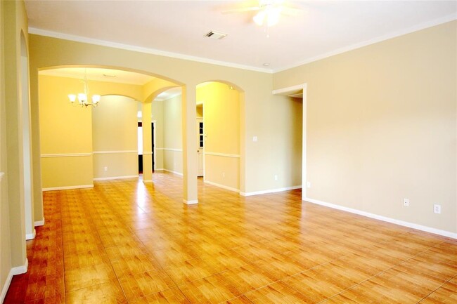 Building Photo - 71 Atascadero Dr