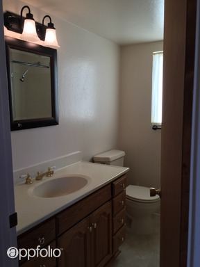 Building Photo - 5370 Hessel Rd