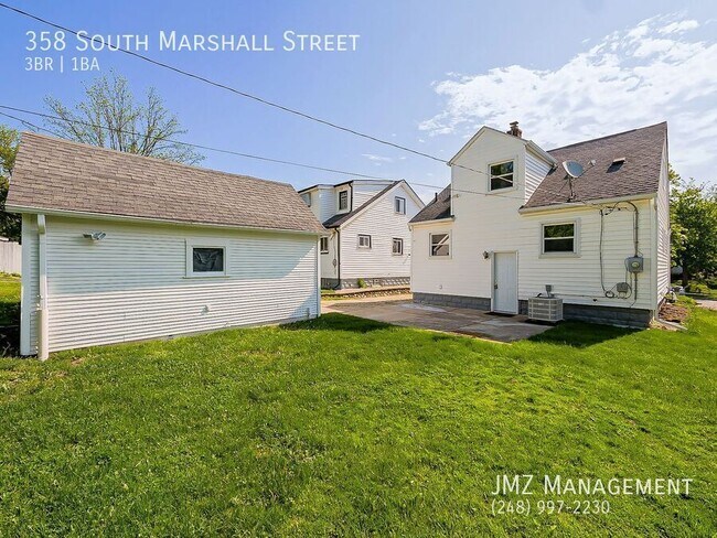 Building Photo - 358 S Marshall St