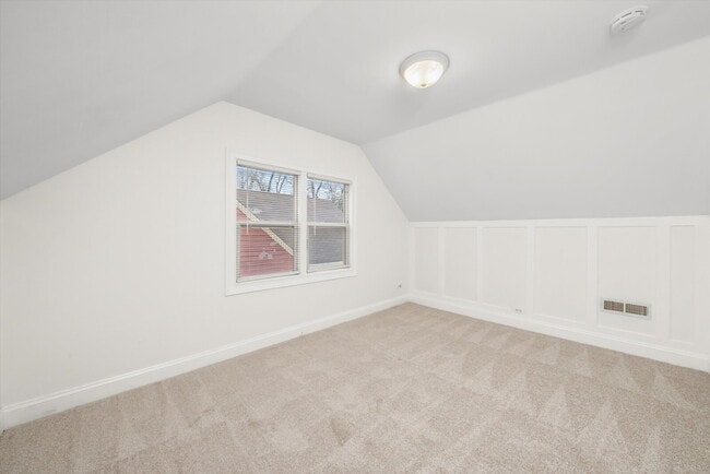 Building Photo - Updated 5-Bedroom, 2-Bath Home Across from the Park