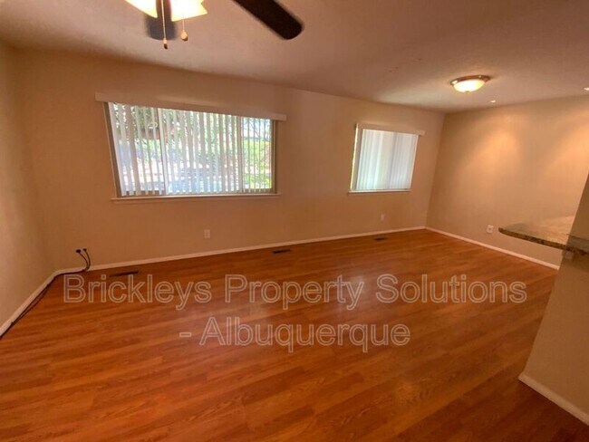 Building Photo - 2440 Algodones St NE