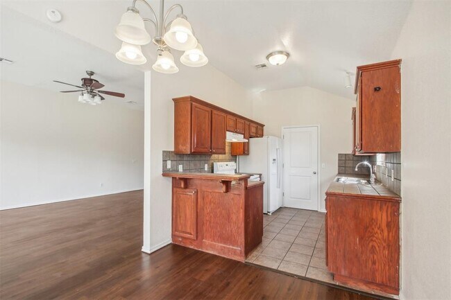 Building Photo - 8212 NW 84th St