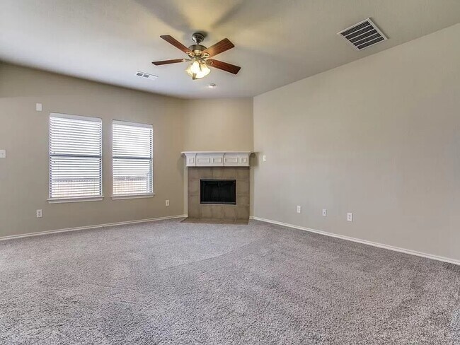 Building Photo - 13212 Alyssum Dr