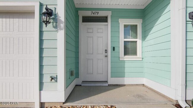 Building Photo - 7479 Shadow Lake Dr