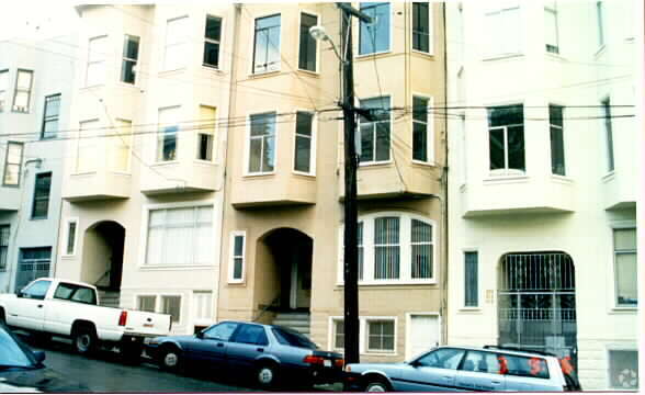 Building Photo - 922 Greenwich St