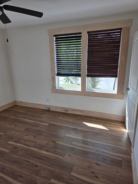 Bedroom 2 - 530 N Royal Ave