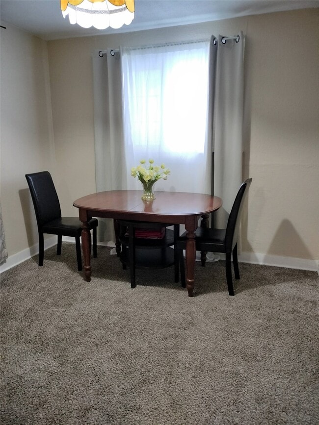 Building Photo - 31 Indiana St