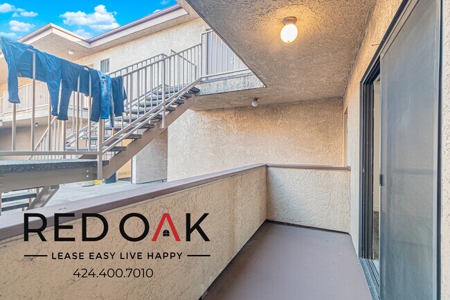 Building Photo - 11134 Arminta St