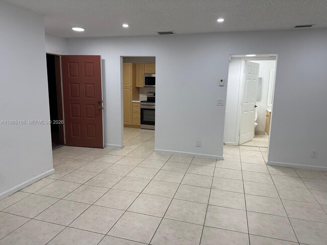 Building Photo - 2428 NW 49th Terrace