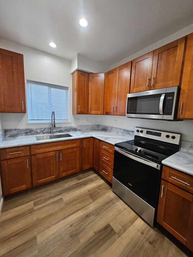 Building Photo - Upgraded 1 bedroom in Makawao.