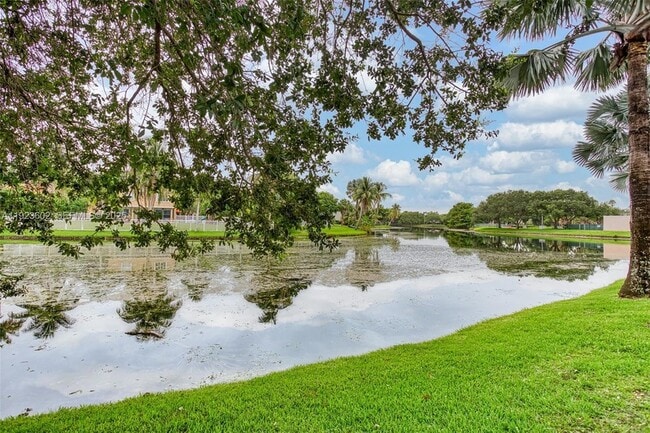 Building Photo - 10935 Neptune Dr