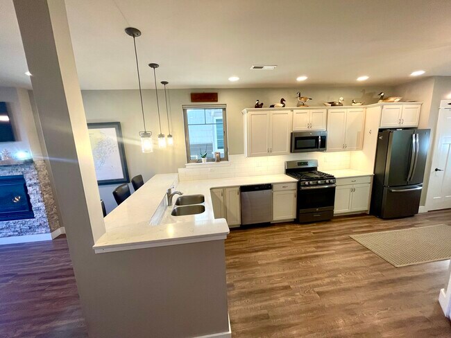 Building Photo - 3091 Lori Ln