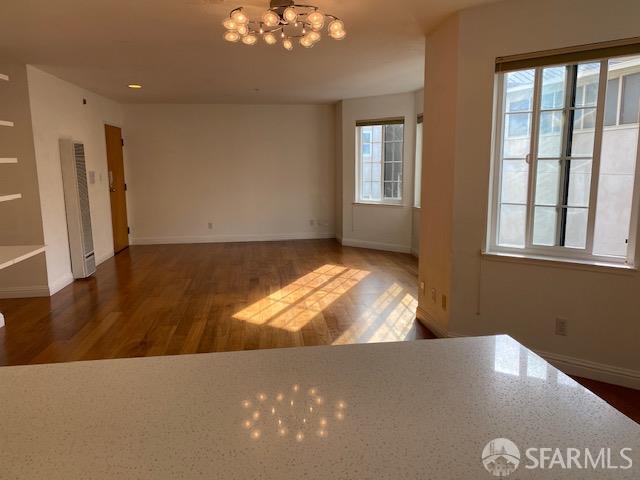 Building Photo - 629 Chestnut St