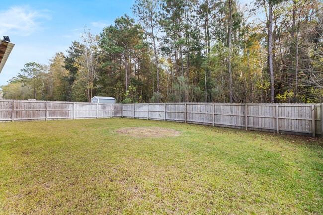 Building Photo - 246 Sessile Oak Rd