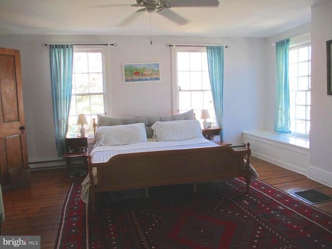 Building Photo - 8355 Broad Neck Rd