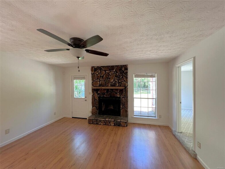 Building Photo - 5725 Bangor Ct