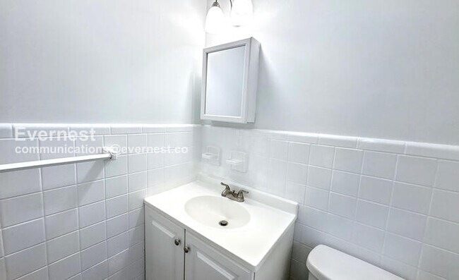 Building Photo - 1823 Old Springville Rd