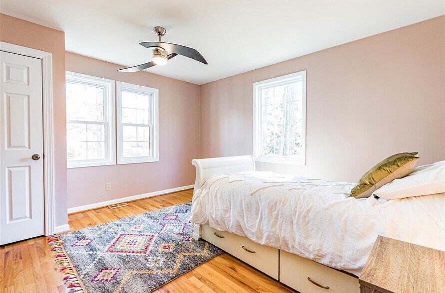 Building Photo - 6504 Hammersmith Dr