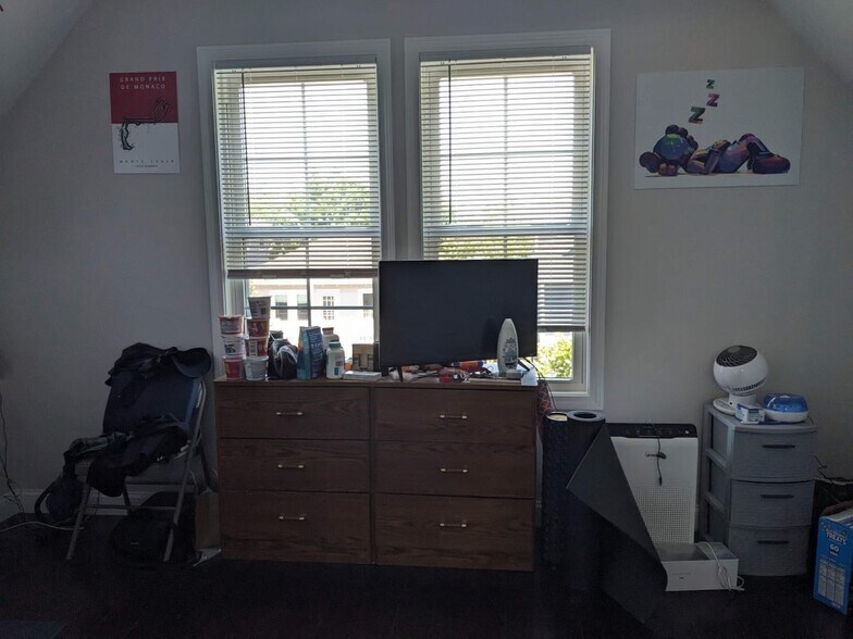 Building Photo - 318 Concord Ave