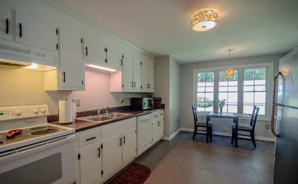 Building Photo - 12500 Musical Ln