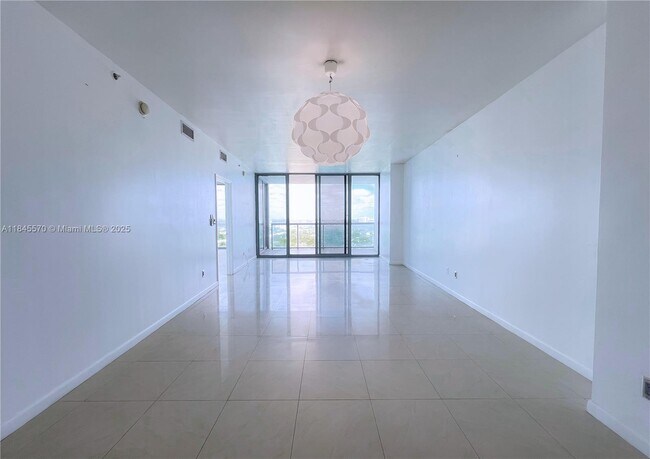 Building Photo - 601 NW 36th St