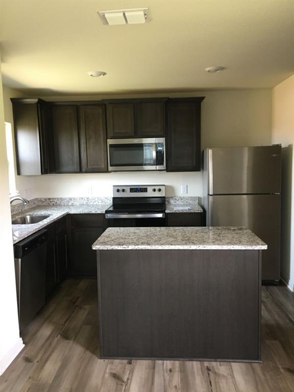 Building Photo - 124 Bandana Cir