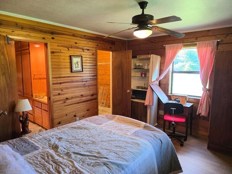 bed room2 - 2281 FM 2029