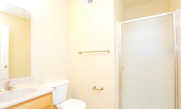 Building Photo - Hurry in this unit won't last long!