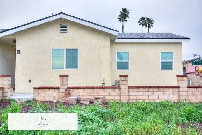 Building Photo - Brand New 1BR/1BA ADU | 500 Sqft | Mini Split AC | W/D Included