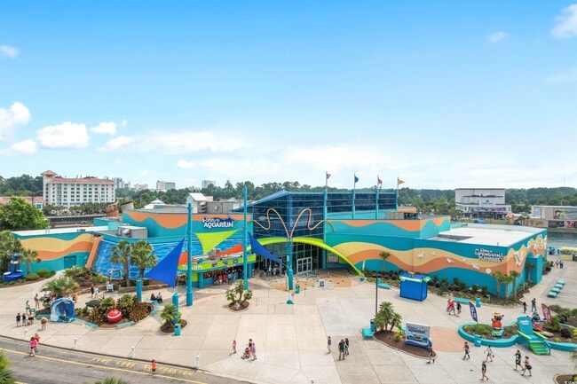 Building Photo - 5511 N Ocean Blvd