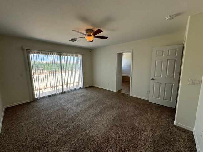 Building Photo - 4 Bedroom - 2.5 Bath - 2485 Sq. Ft - Sahuarita