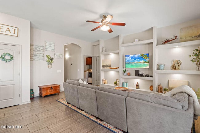 Building Photo - 14553 Hunters Grove Ave